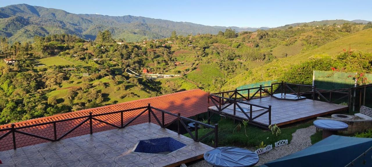 Paraiso Orocay Lodge Buitenkant foto