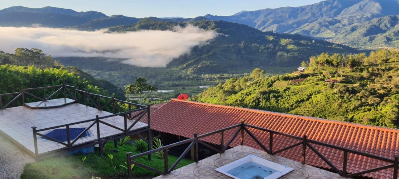 Paraiso Orocay Lodge Buitenkant foto