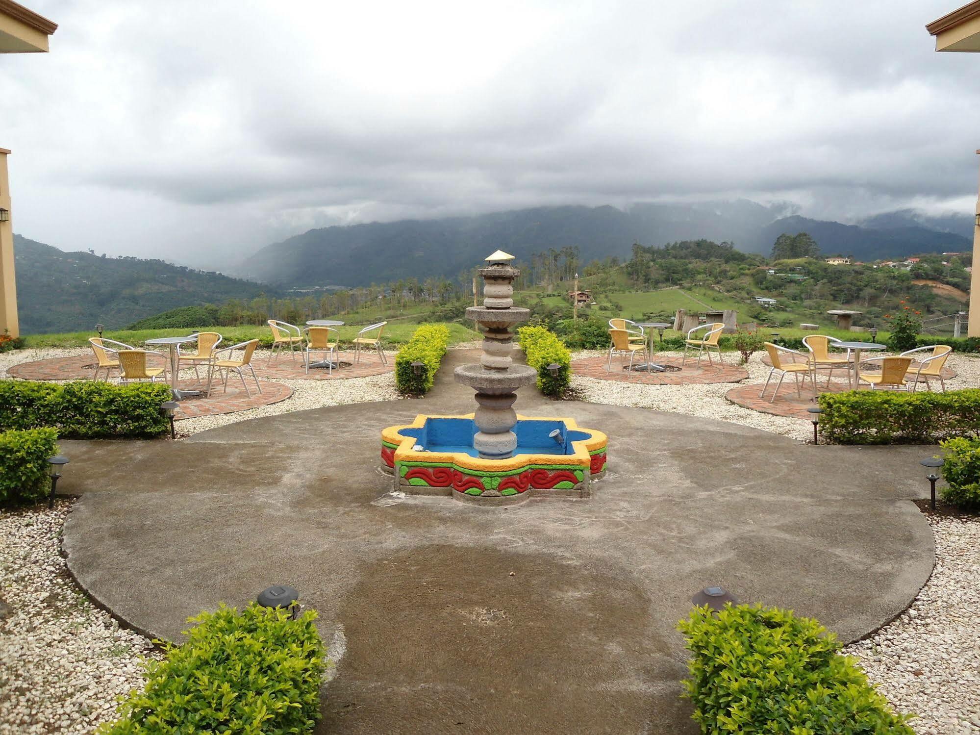 Paraiso Orocay Lodge Buitenkant foto