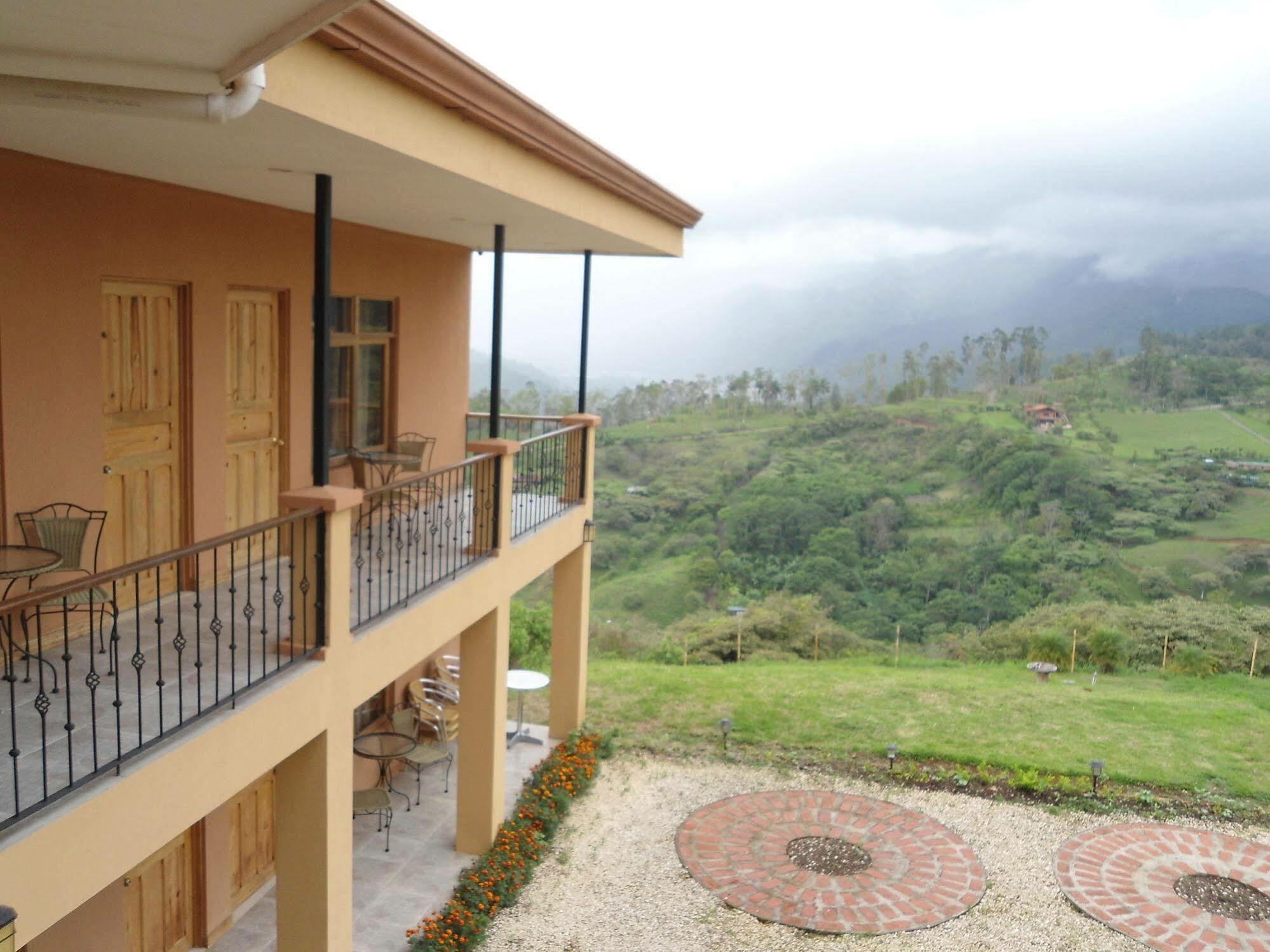 Paraiso Orocay Lodge Buitenkant foto